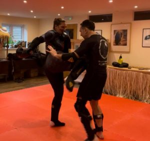 Mary Horizontal Knee422863469_10161736202963804_5139683282177769618_n