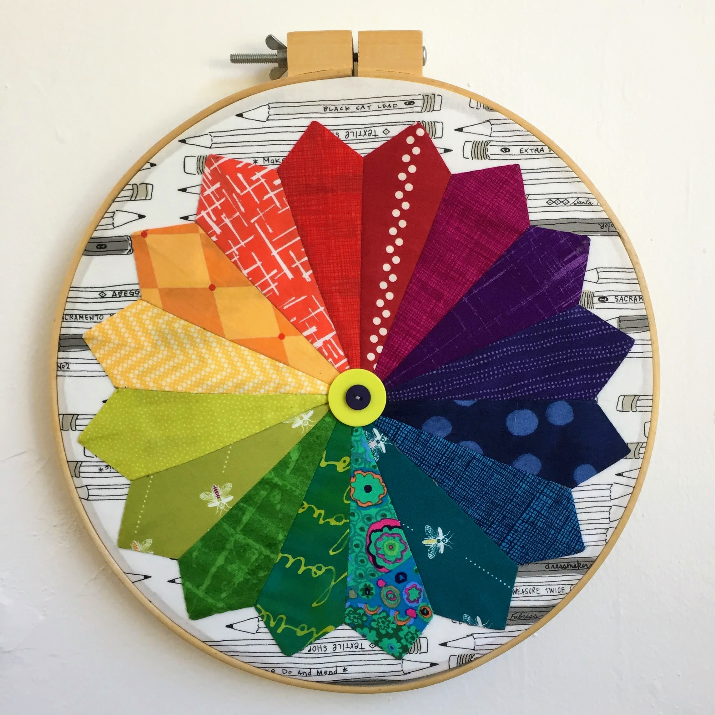 Dresden Plate Wall Hanging