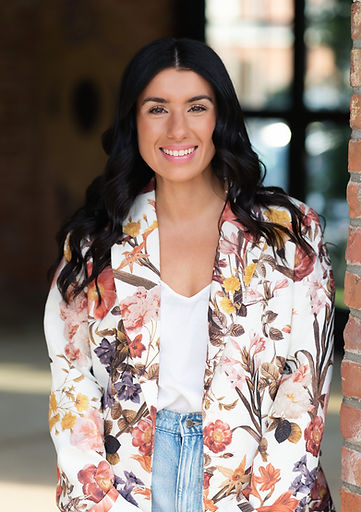 Isabella headshot 1 (1).jpg