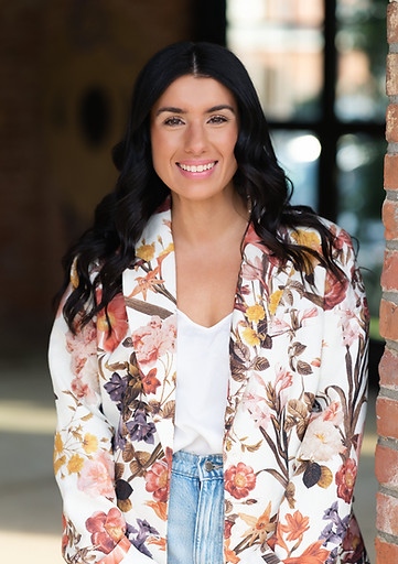 Isabella headshot 1  (1).jpg