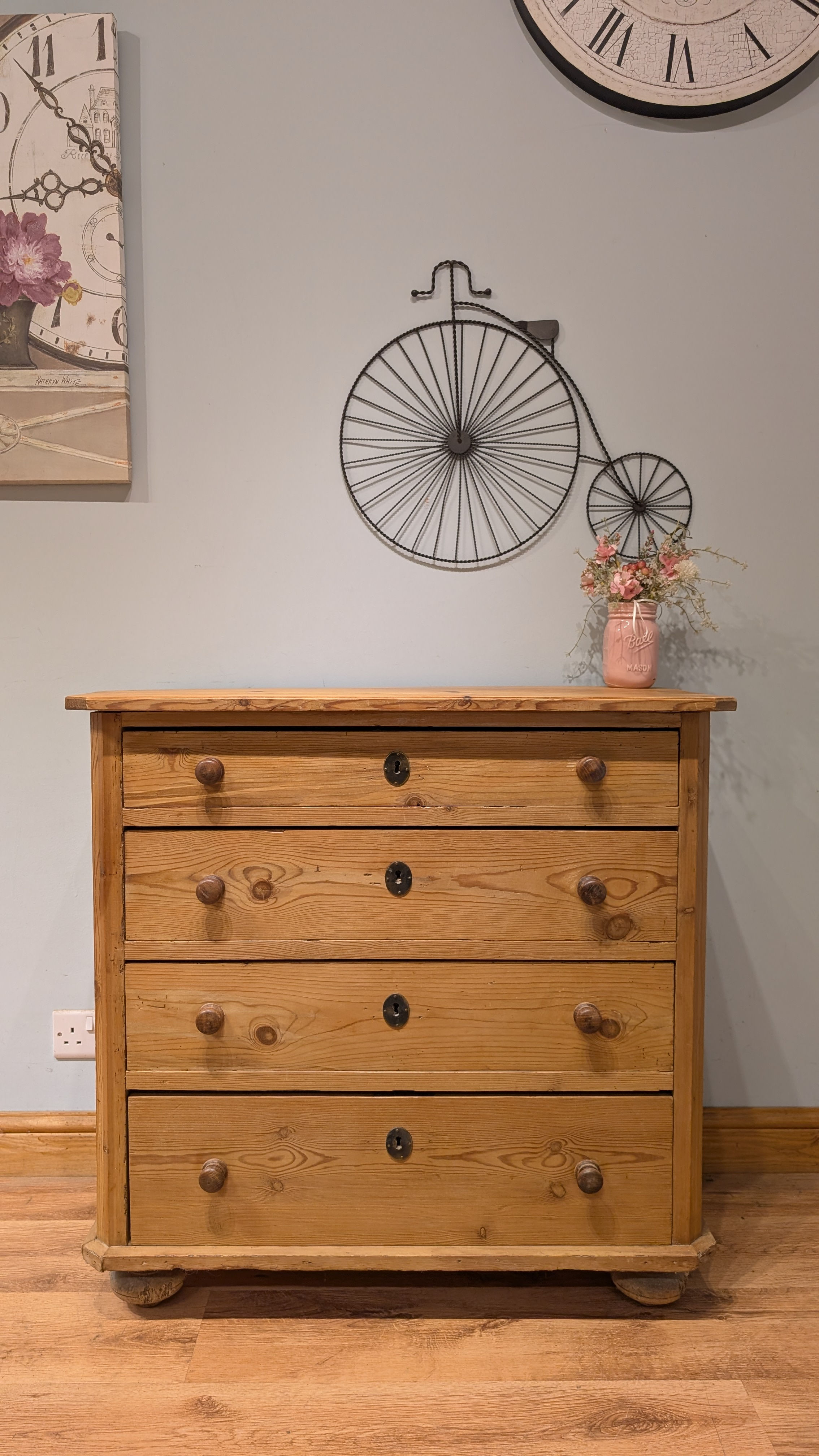 2507 Antique Pine Chest of Drawers