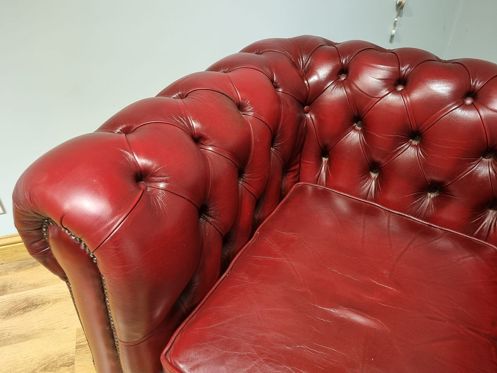 Thumbnail: 1465 Red Chesterfield Armchair