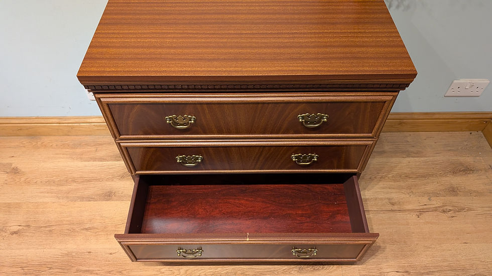 Thumbnail: 2497 Vintage Chest of Drawers