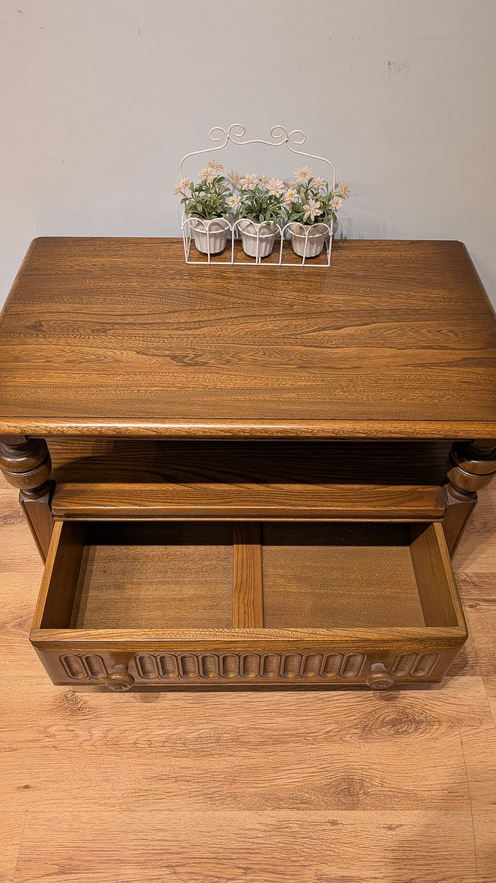 Thumbnail: 2536 Ercol Golden Dawn TV Stand