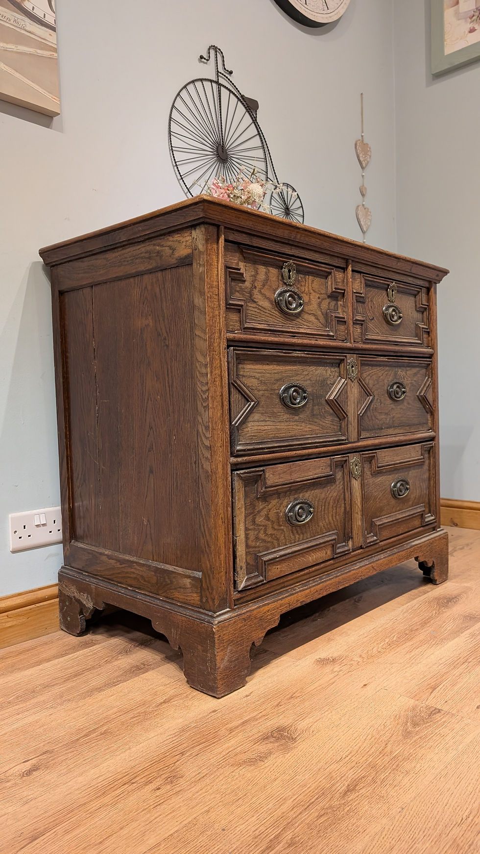 Thumbnail: 2617 Vintage Oak Chest of Drawers