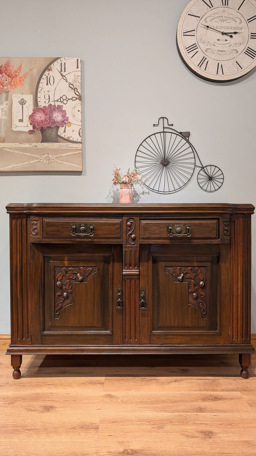 Thumbnail: 2582 Antique Lockable Sideboard