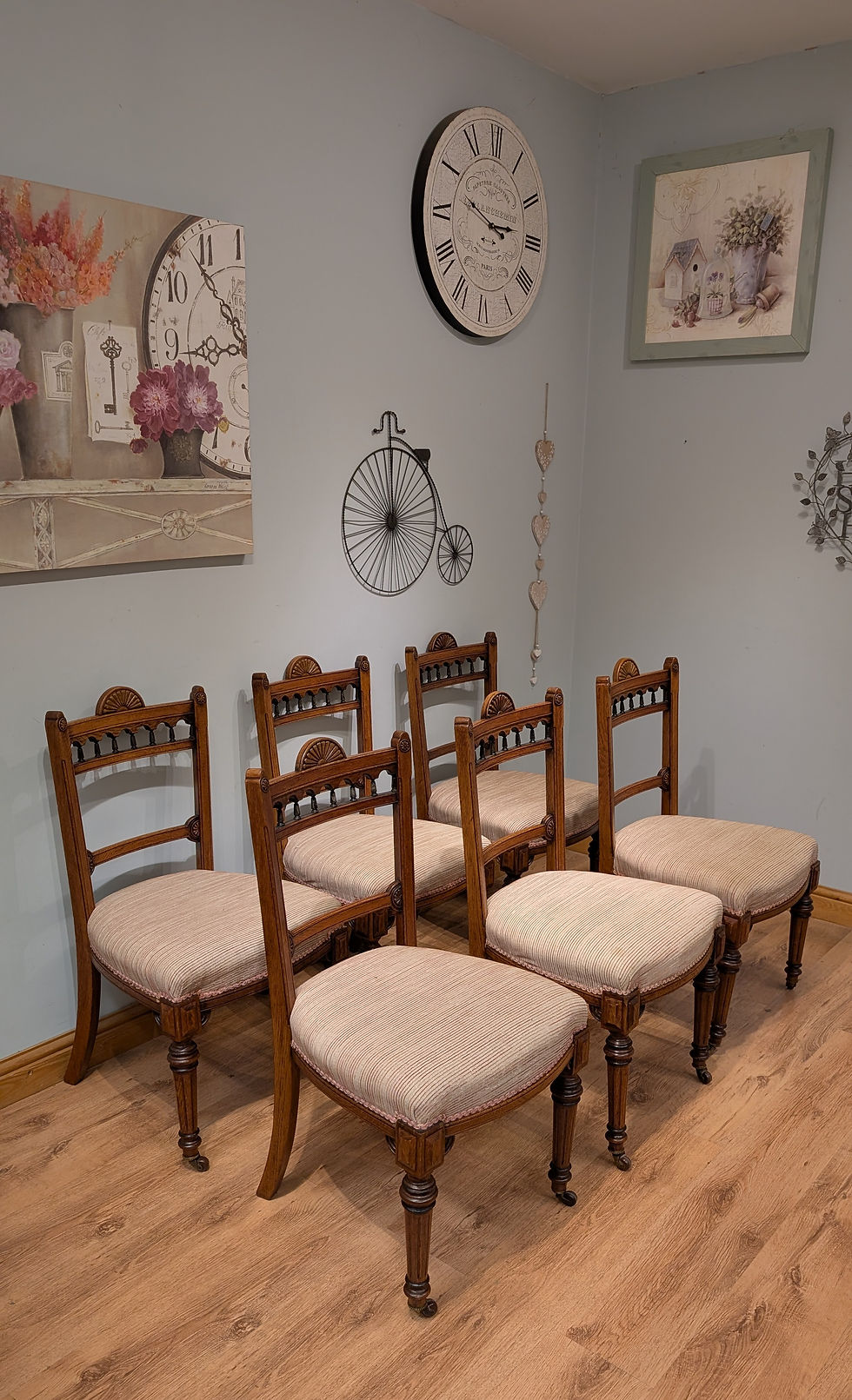 Thumbnail: 2609 Set of 6 Antique Oak Dining Chairs