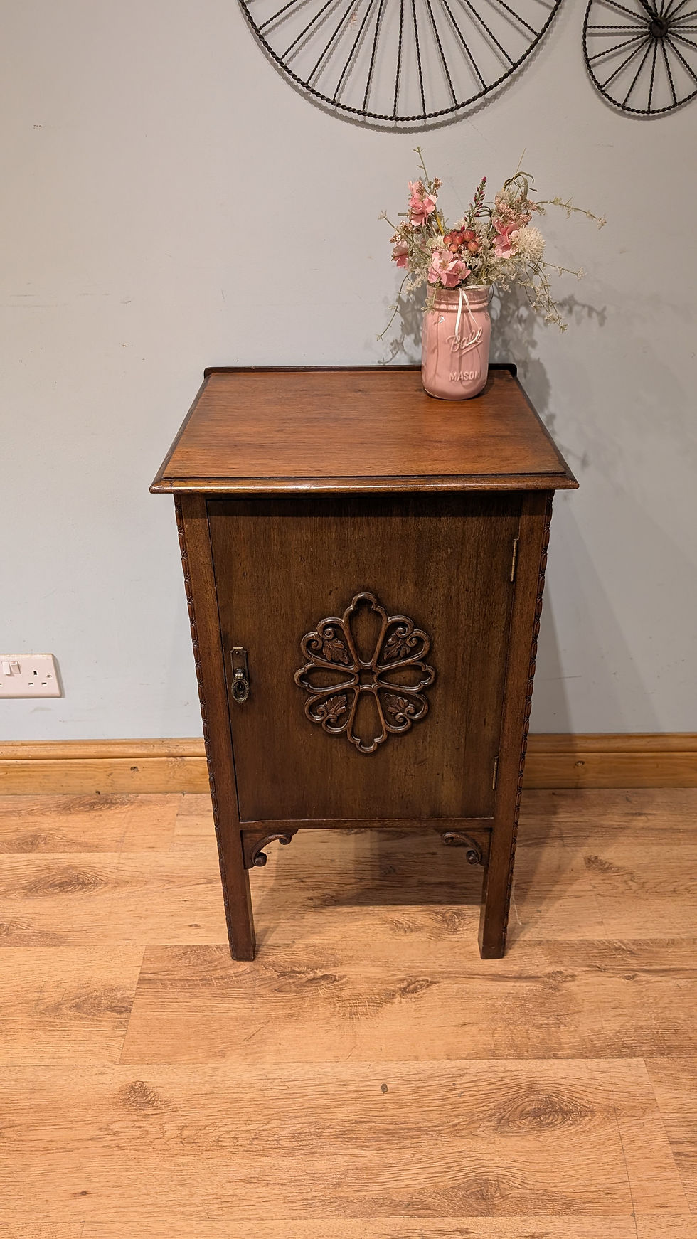 Thumbnail: 2513 Vintage Oak Cupboard