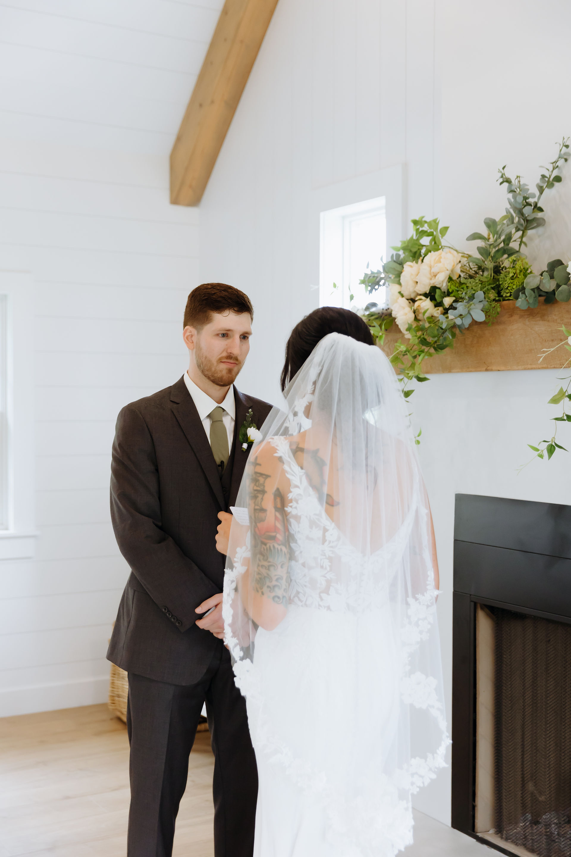 intimate wedding moments