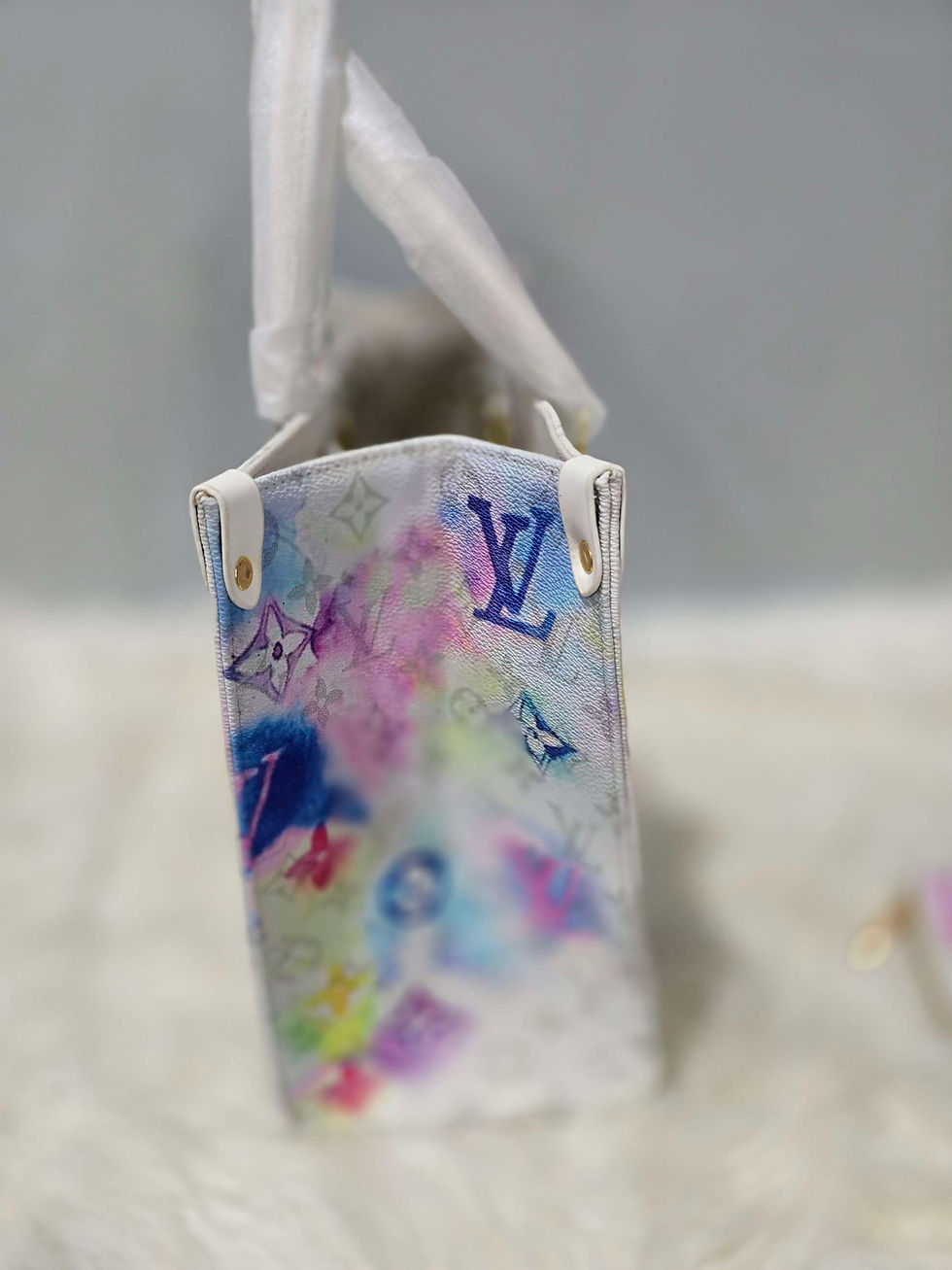 Thumbnail: LV Multicolor Watercolor MM OnTheGo  Set