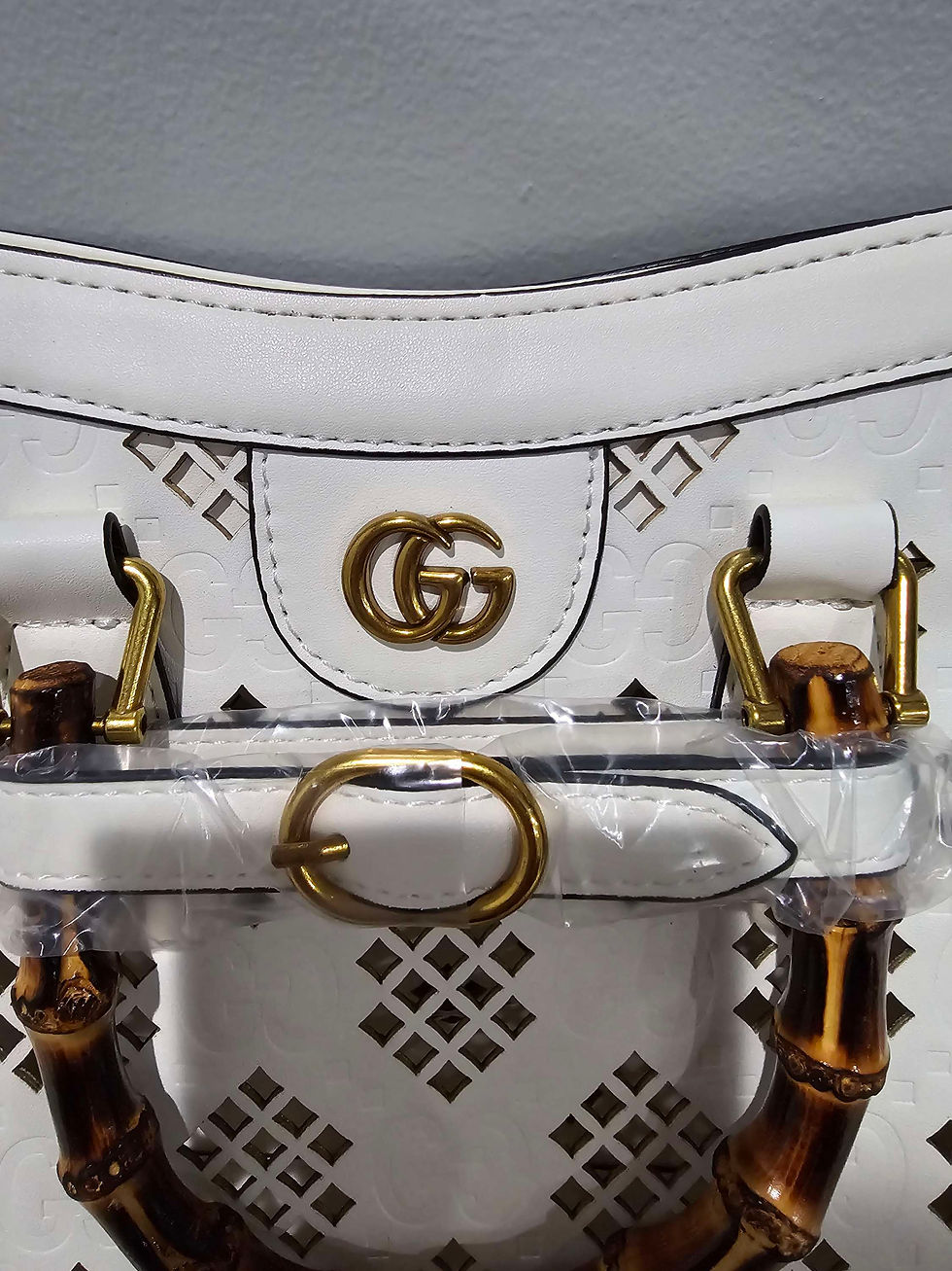 Thumbnail: GG Genuine Leather White Handbag