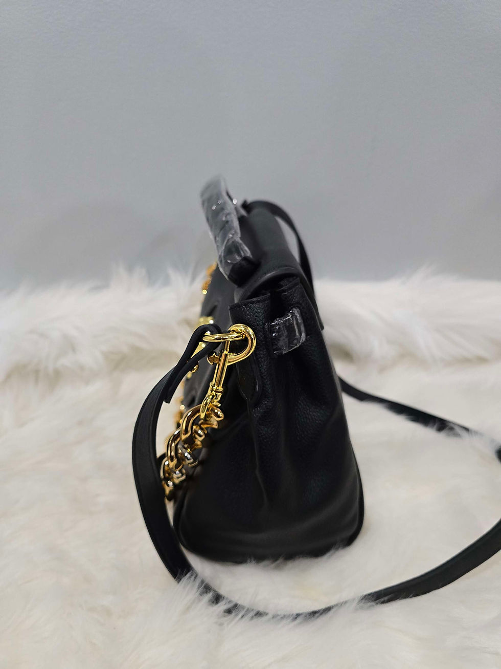 Thumbnail: V3rs@c3 Genuine Leather Handbag 