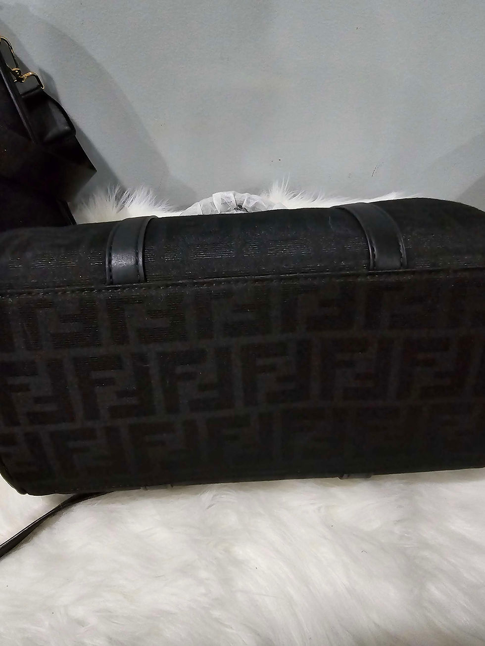 Thumbnail: FF Speedy 30 Black Canvas