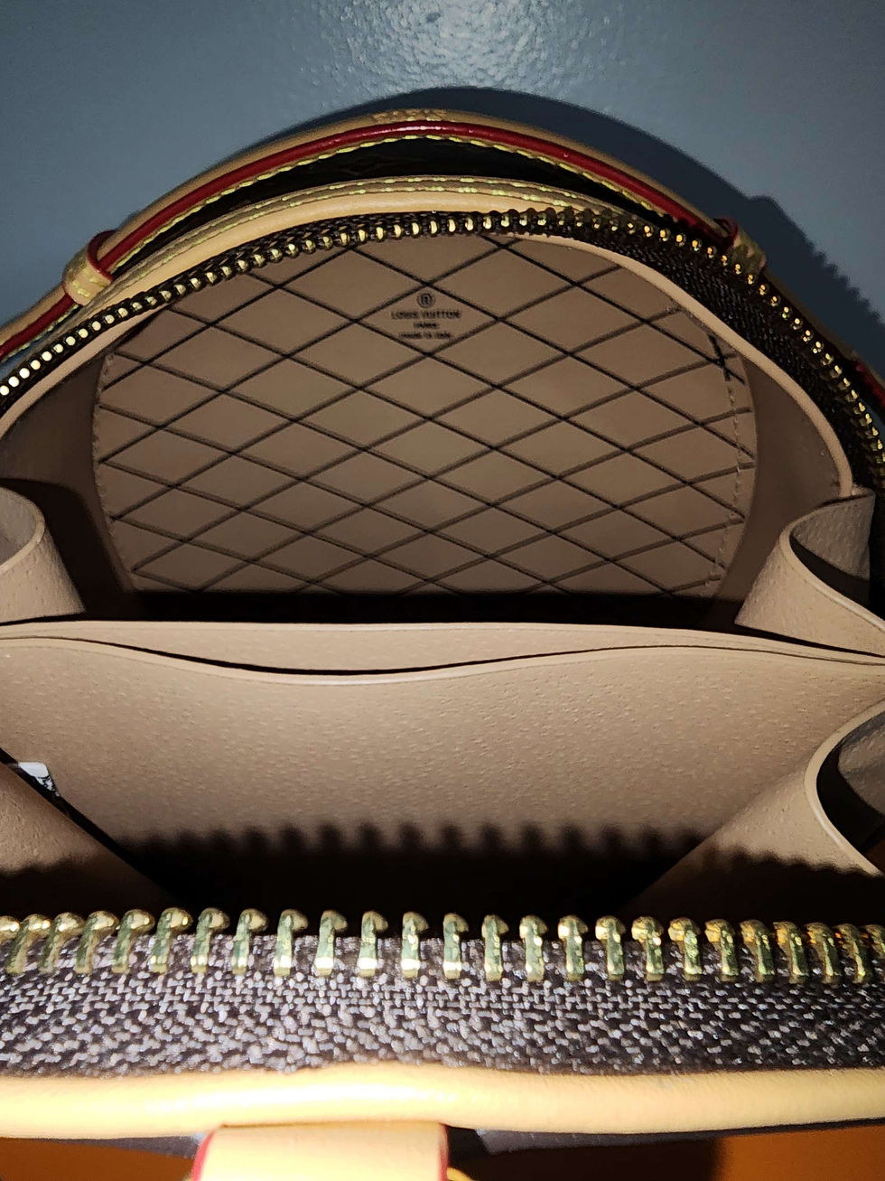Thumbnail: LV Round MM Monogram Crossbody