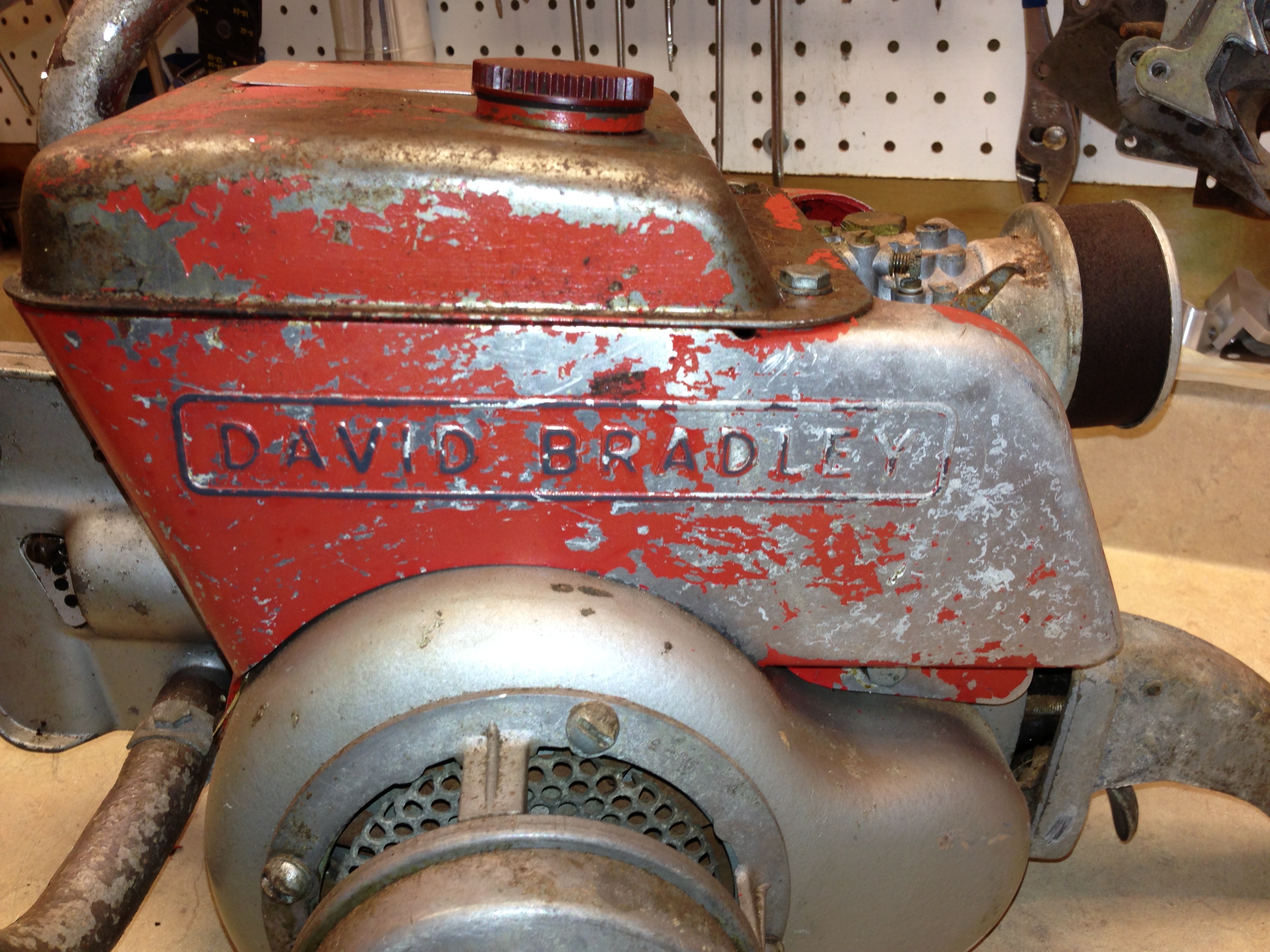 283.83300 David Bradley thisoldchainsaw