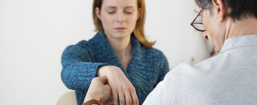Persönlichkeitsentwicklung, Mindset, Rückführung, Heilpraktiker, Familienaufstellung, Systemaufstellung, Energetiker, Bewusstseinscoach, Seminare, Ganzheitliche Gesundheit, Partnerschaftshilfe, Paarberatung, Beziehungscoach,  Gesundheitsberater, Therapie, 