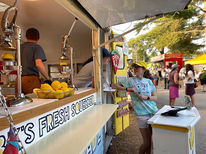 Busy Day At The Lemonade Stand