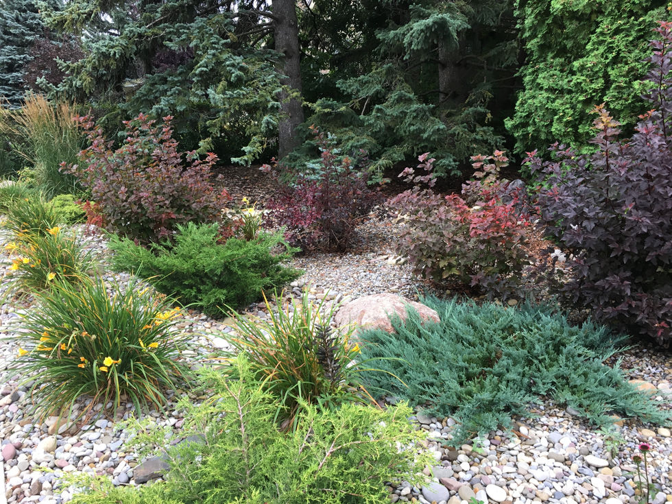 Summit Drive Planters (8)