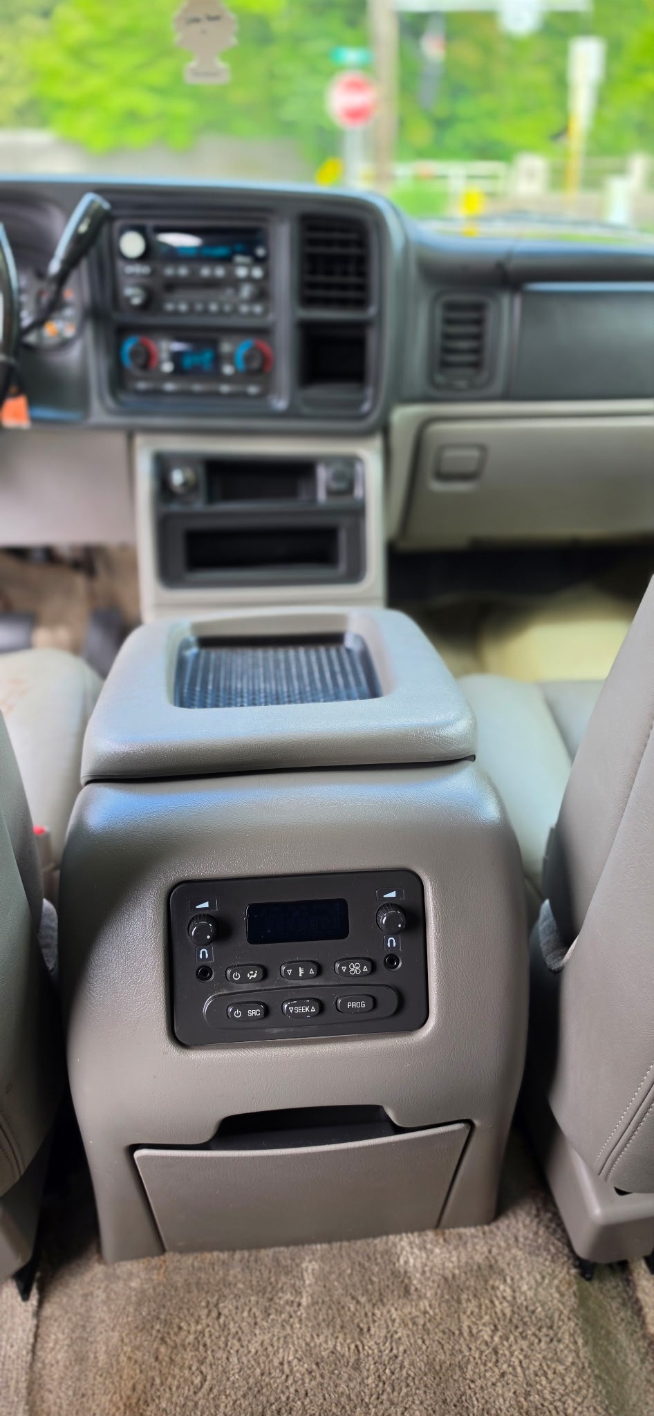 2003 GMC Yukon SLE - Photo 15