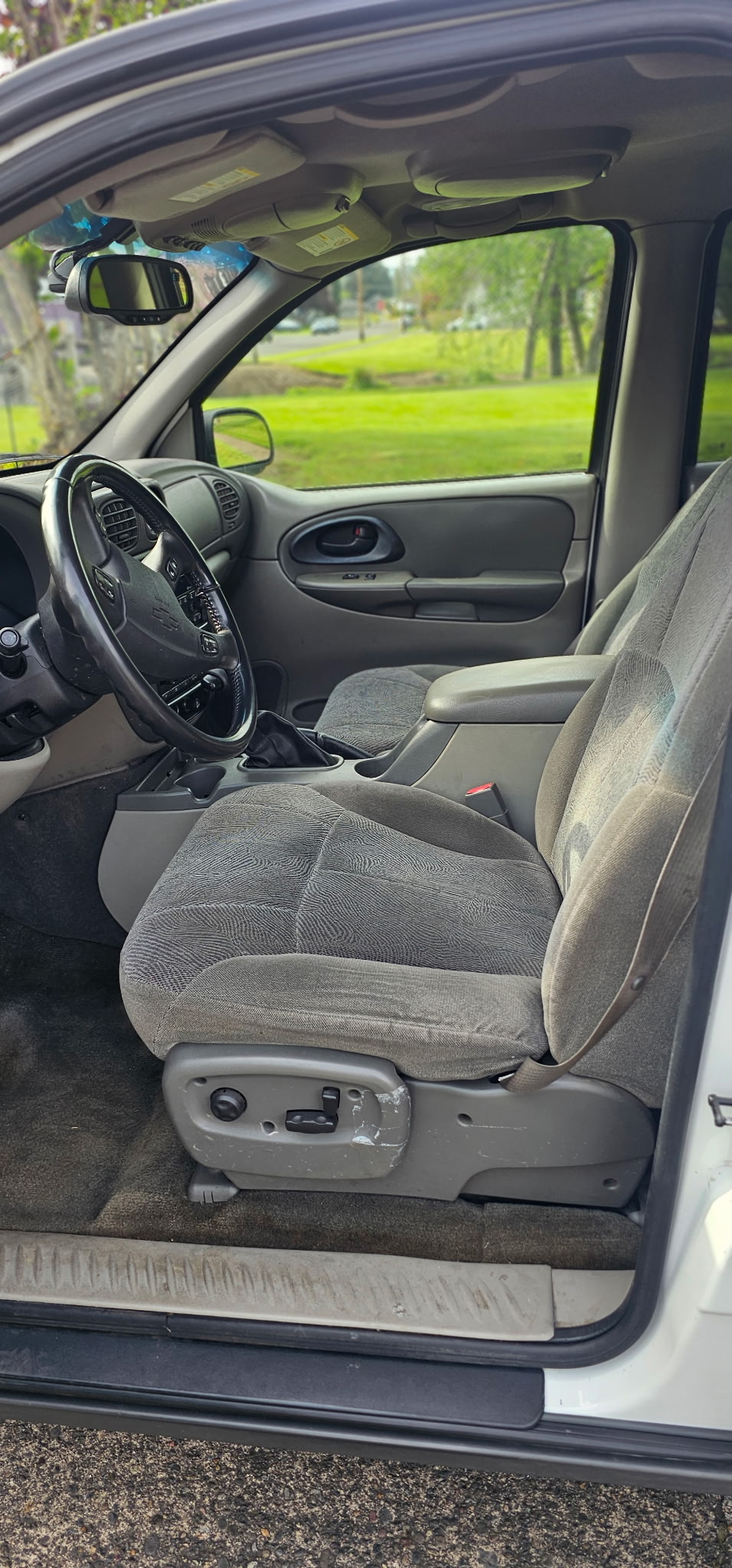 2003 Chevrolet TrailBlazer LT - Photo 16