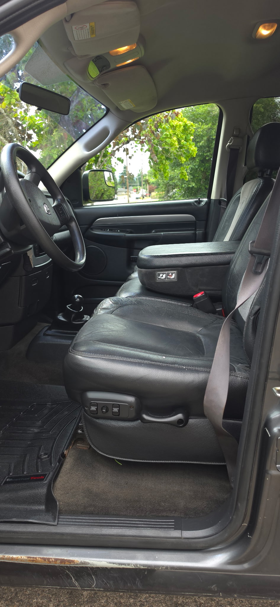 2004 Dodge Ram 2500 Pickup SLT - Photo 19