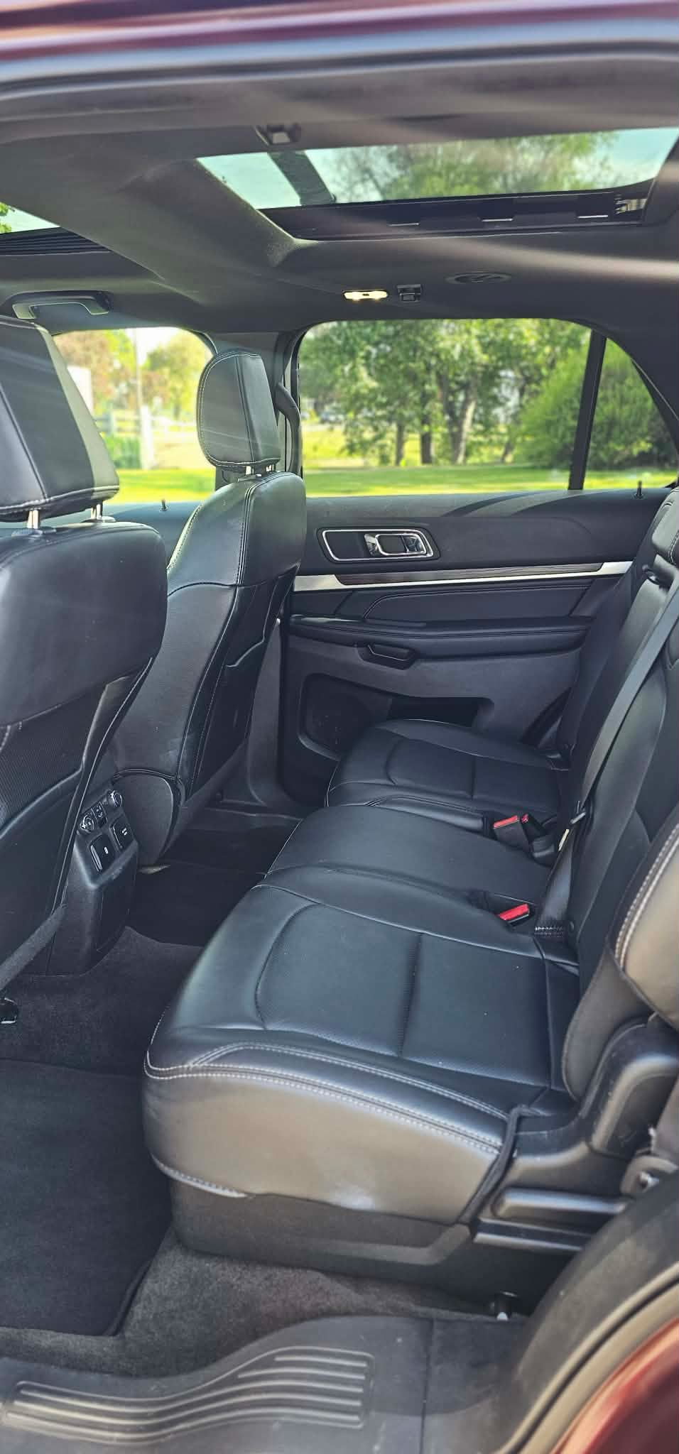 2018 Ford Explorer Limited - Photo 15