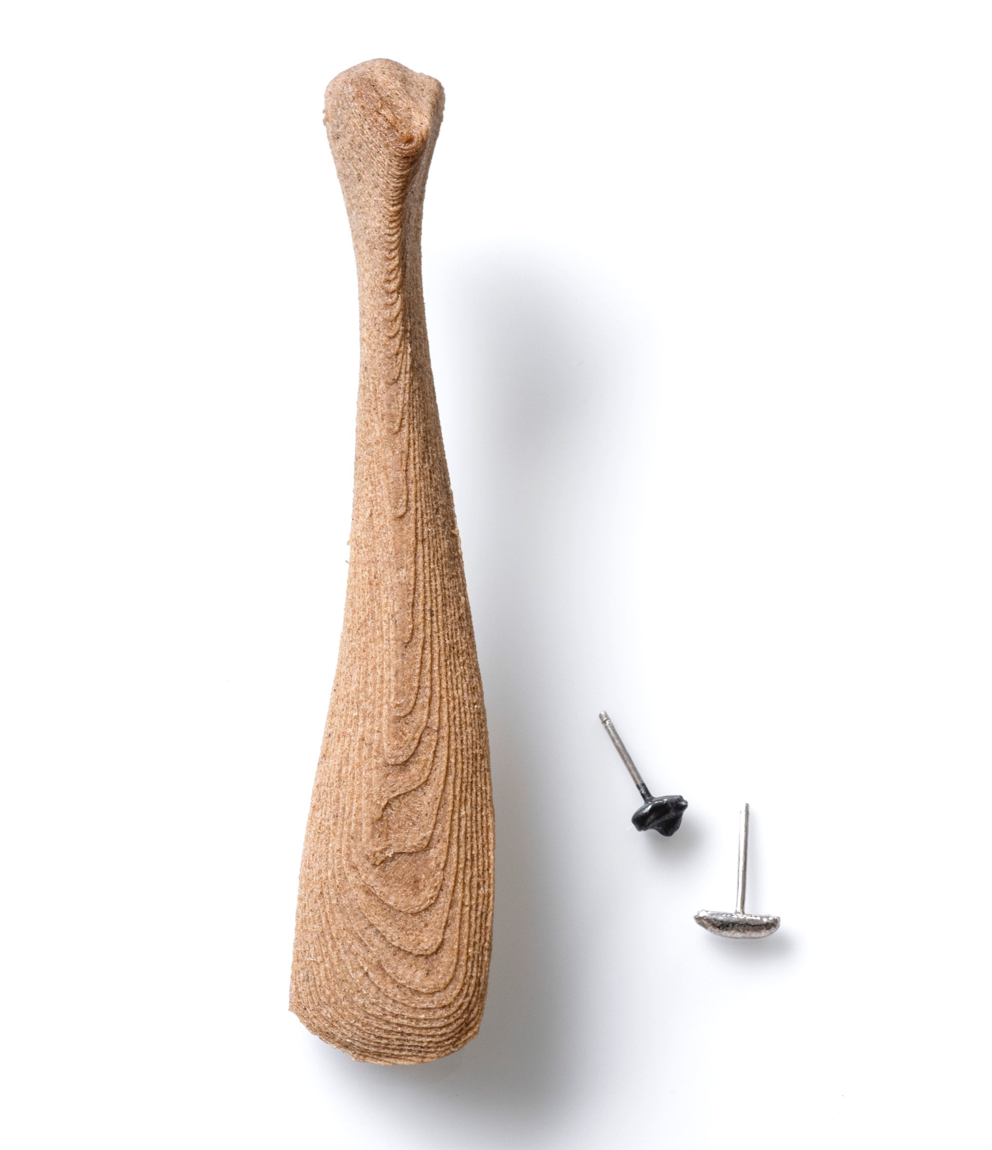 ALICE FLORIANO - Brincos da série ANTES QUE TUDO ACABE