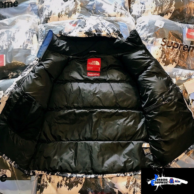 Miniatura: Abrigo de plumas North Face colab. Supreme