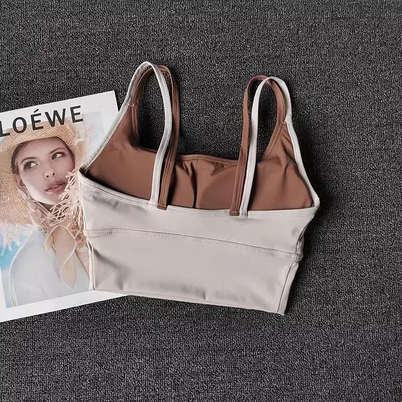 Thumbnail: Women’s Breathable Sports Bra – Push Up Seamless Gym Top