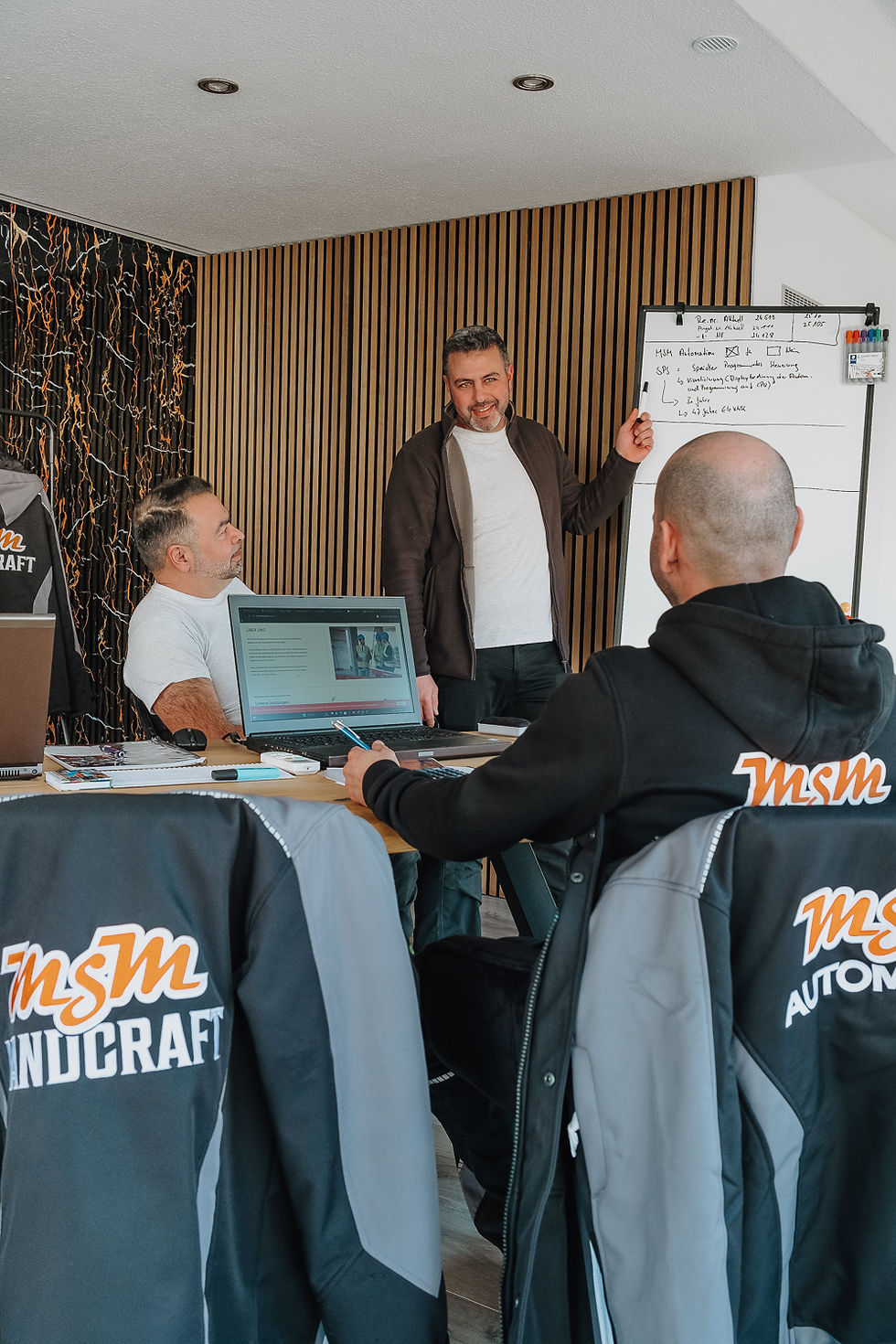 Renovierungen Altlußheim, Renovierungen Neulußheim, Renovierungen Reilingen, Renovierungen Hockenheim, Renovierungen Brühl, Renovierungen Ketsch, Renovierungen Schwetzingen, Renovierungen Walldorf, Renovierungen Wiesloch, Renovierungen Mannheim, Renovierungen Neckerau, Renovierungen Rheinau, Innenrenovierung, Malerarbeiten, Renovierung von Wohnungen, Renovierung von Häusern