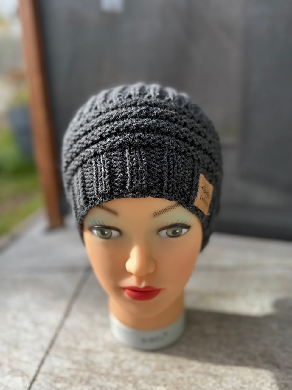 Miniaturbild: Alpine Grace - SOLD OUT - Currently handmade for you.