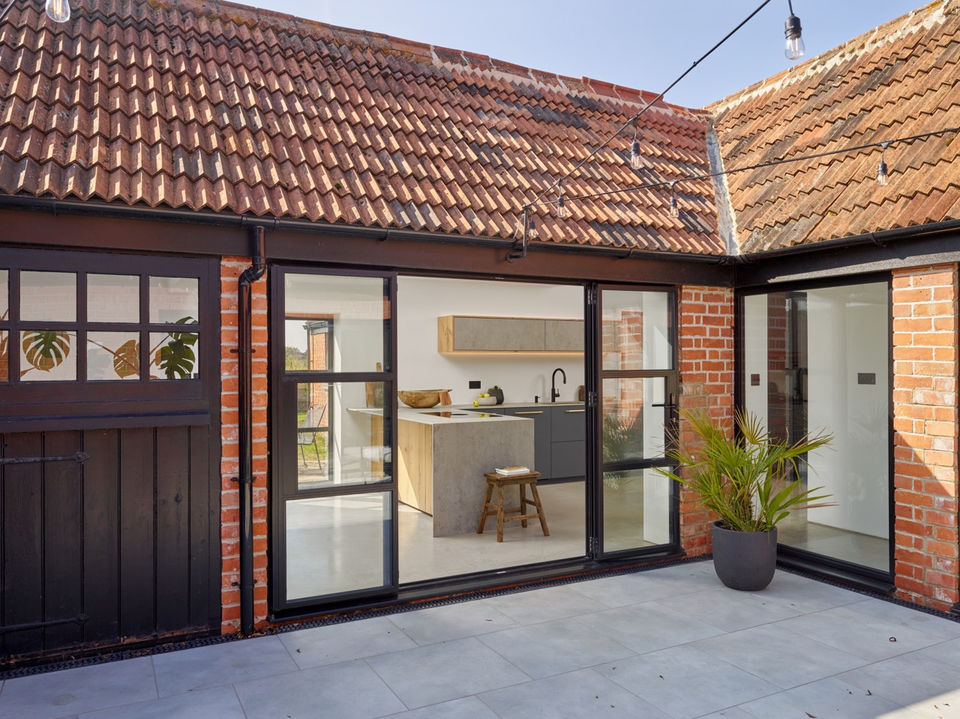 House group selling houses