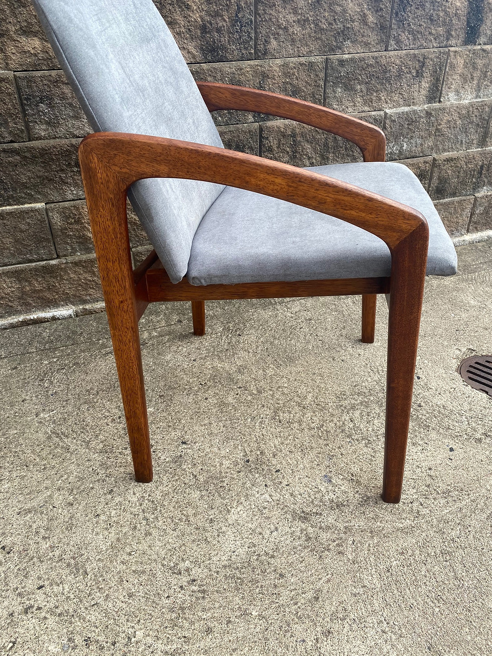 Thumbnail: Danish MCM chair