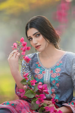 Brand Shot (10)