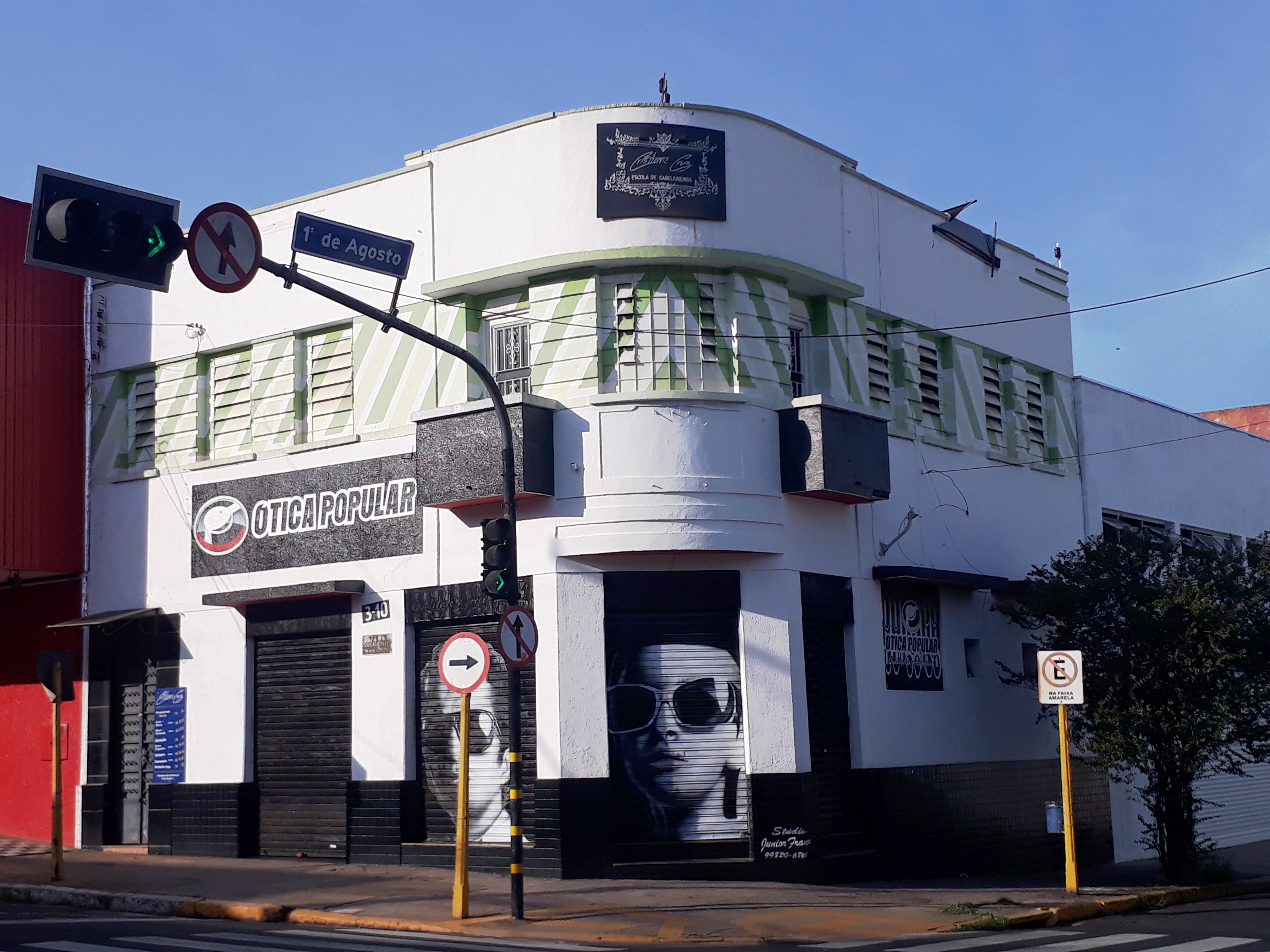 Sobrado esquina Rua 1 de Agosto