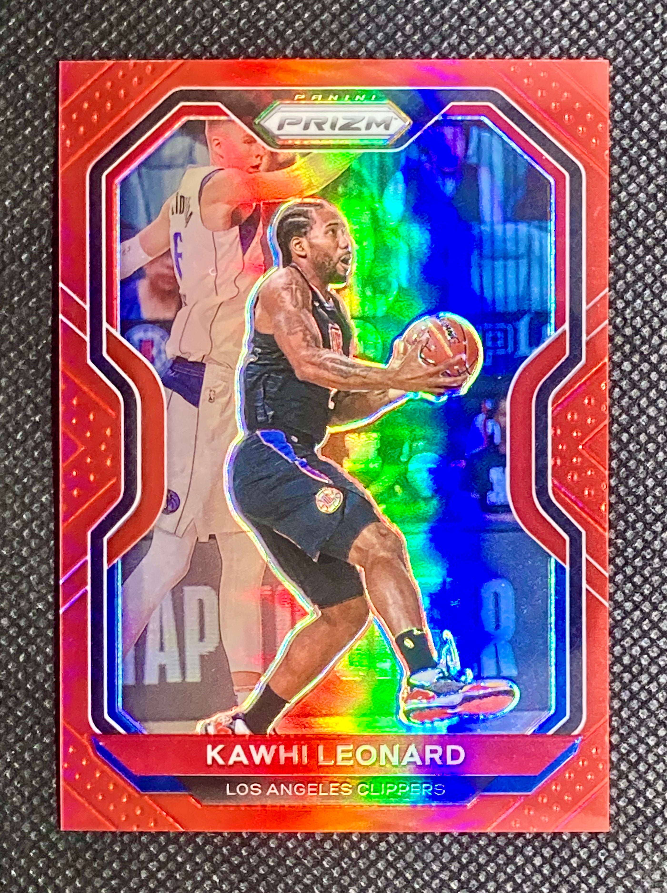 KAWHI LEONARD - Prizm Red #/299