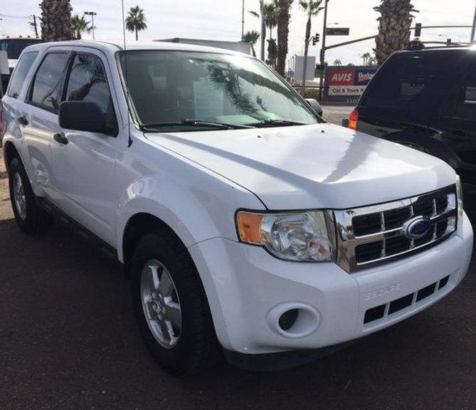 2011 FORD ESCAPE.JPG