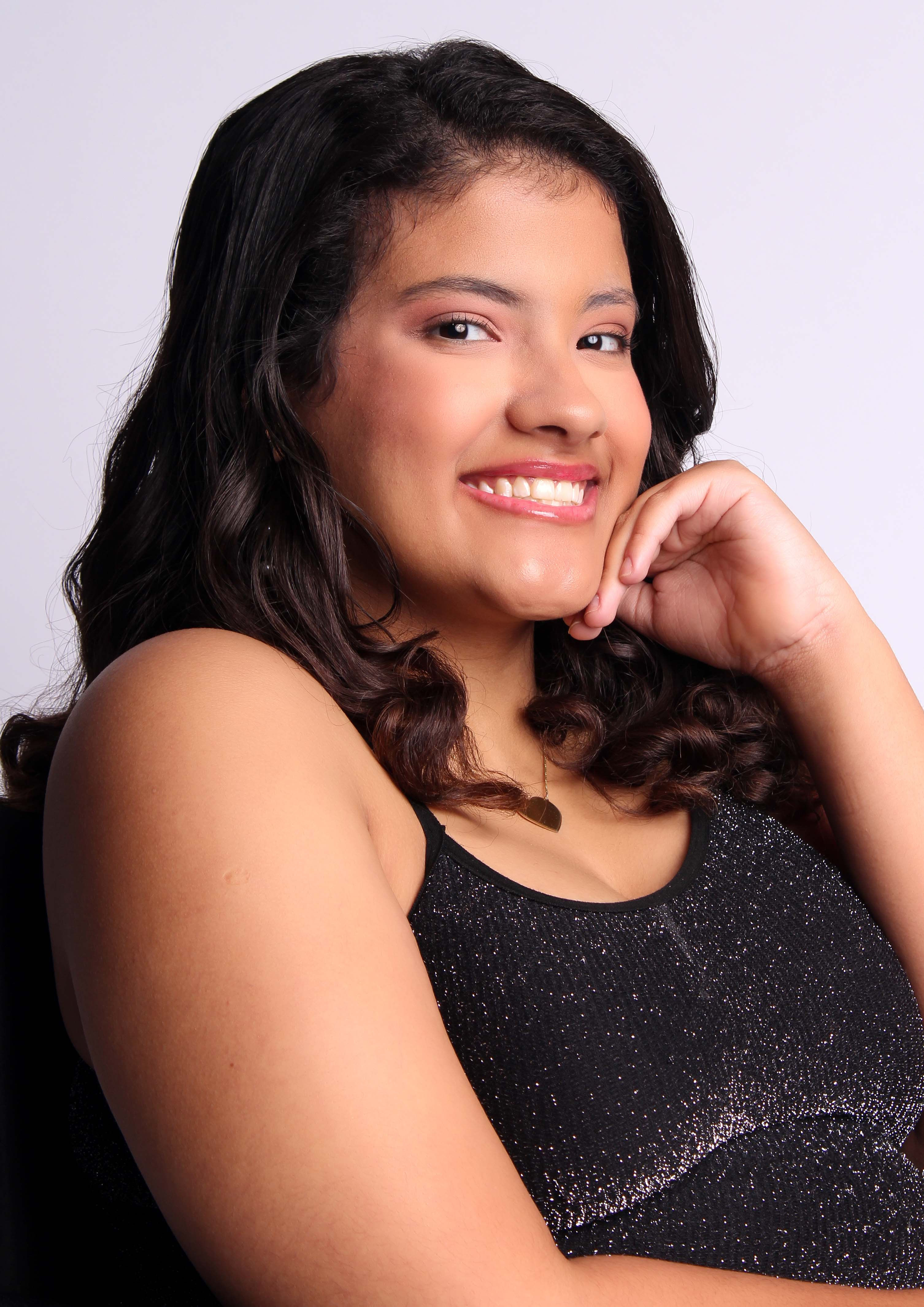 ANA BEATRIZ BOECHAT DE AMORIM