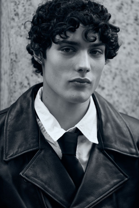 Shooting photo en extérieur à Paris pour marque de prêt à porter premium