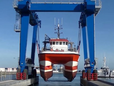 The Benefits Of 50 Ton Travel Lift