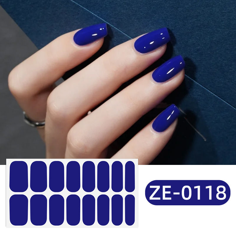 Miniaturbild: Kobalt Kiss Nagelfolien in kräftigem Blau, Modell ZE-0118.