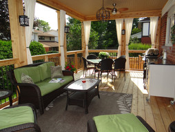 Sunny Deck