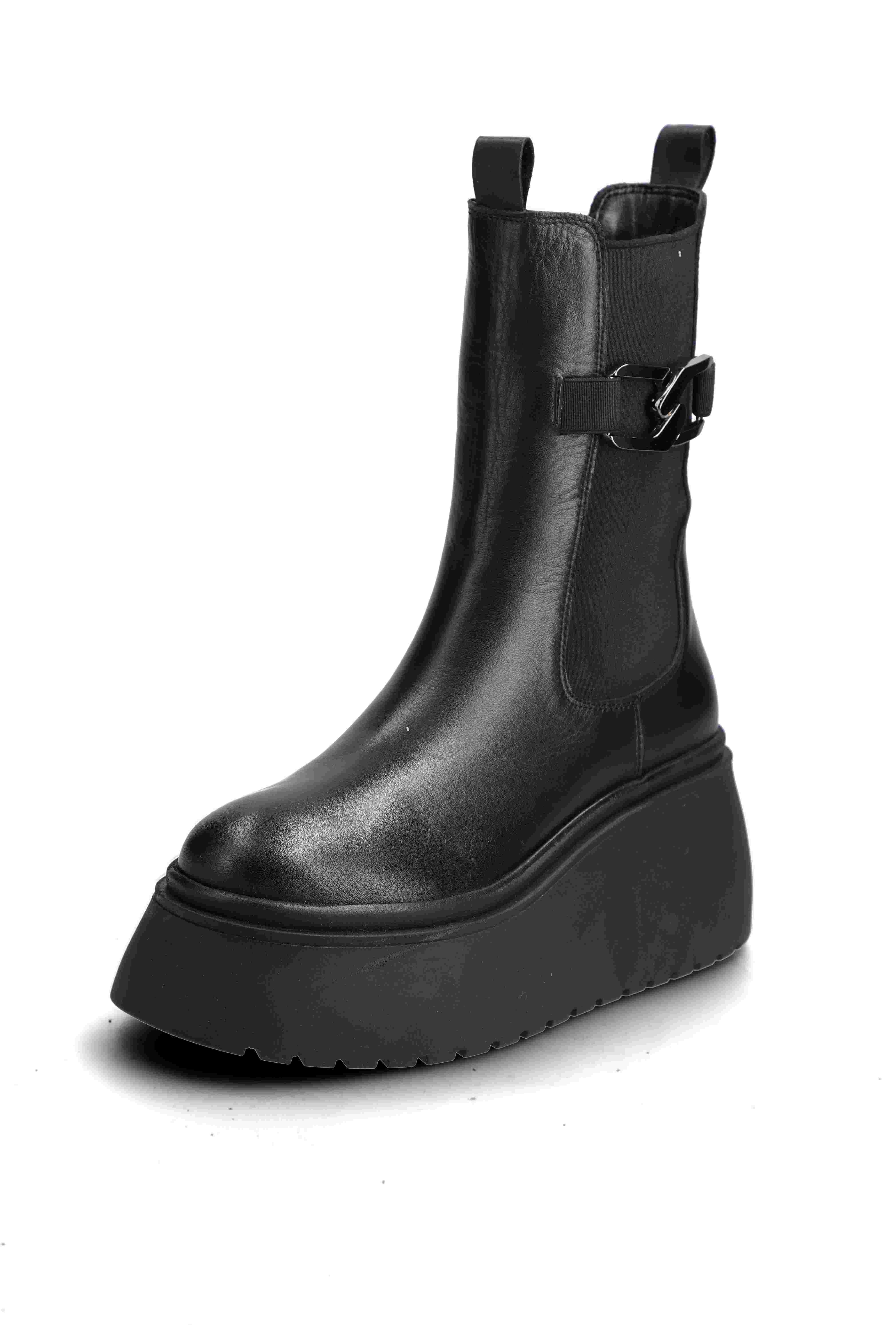 22635 Black