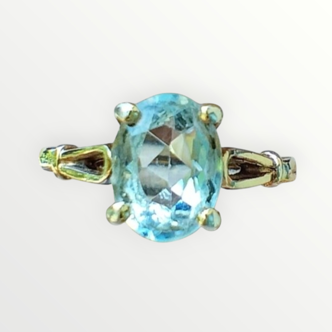 Antique Aquamarine 9ct Gold Ring