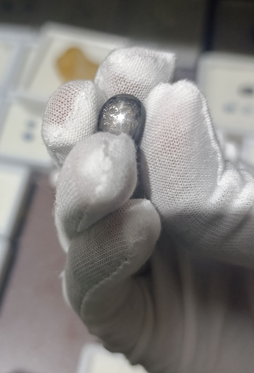 Thumbnail: natural black star sapphire original gem stone 11ct