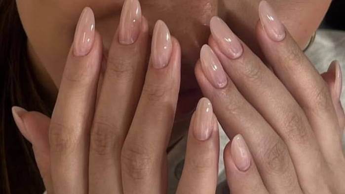 Beige nagels: de manicure die overal bij past