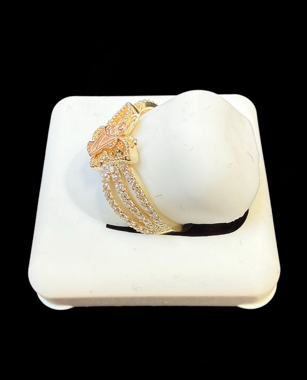 Thumbnail: Virgin Mary lady Guadeloupe Butterfly Ring Gold 10k