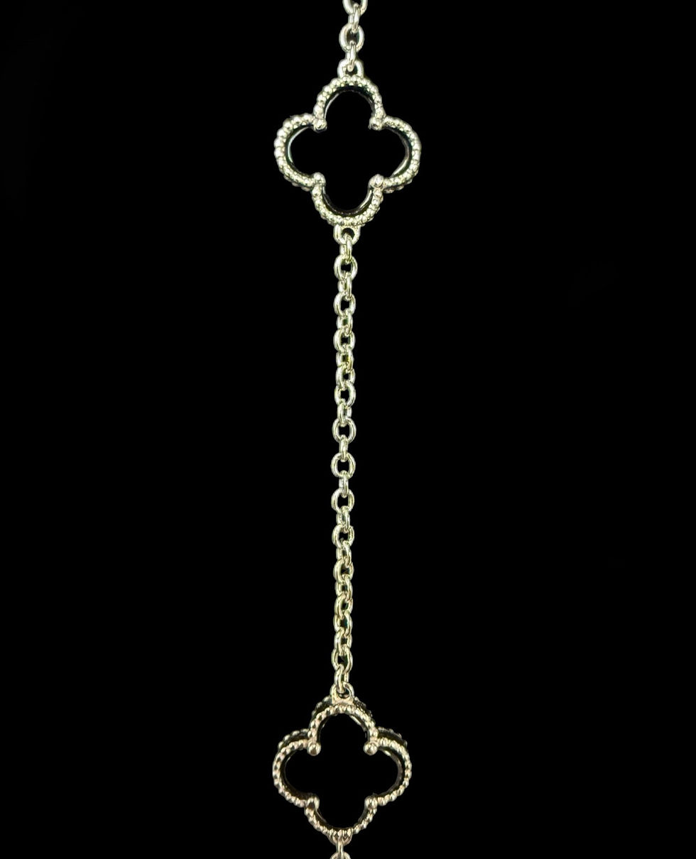 Thumbnail: 1.5 mm Black Clover Motif Chain Silver