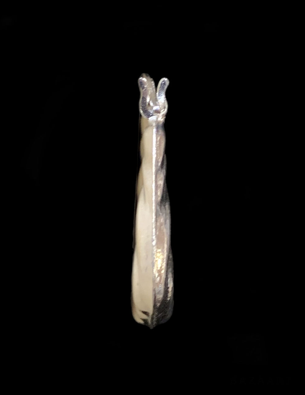 Thumbnail: Small Shrimp Hoop Earrings Silver