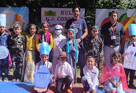 उत्साह एवं ख़ुशी के साथ फैंसी ड्रेस प्रतियोगिता का आयोजन